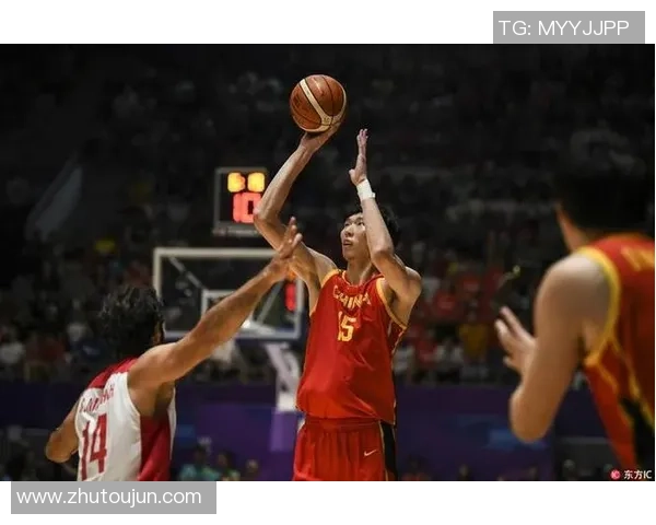 广州篮球队的奋斗与荣耀：一段不平凡的突破之路纪实